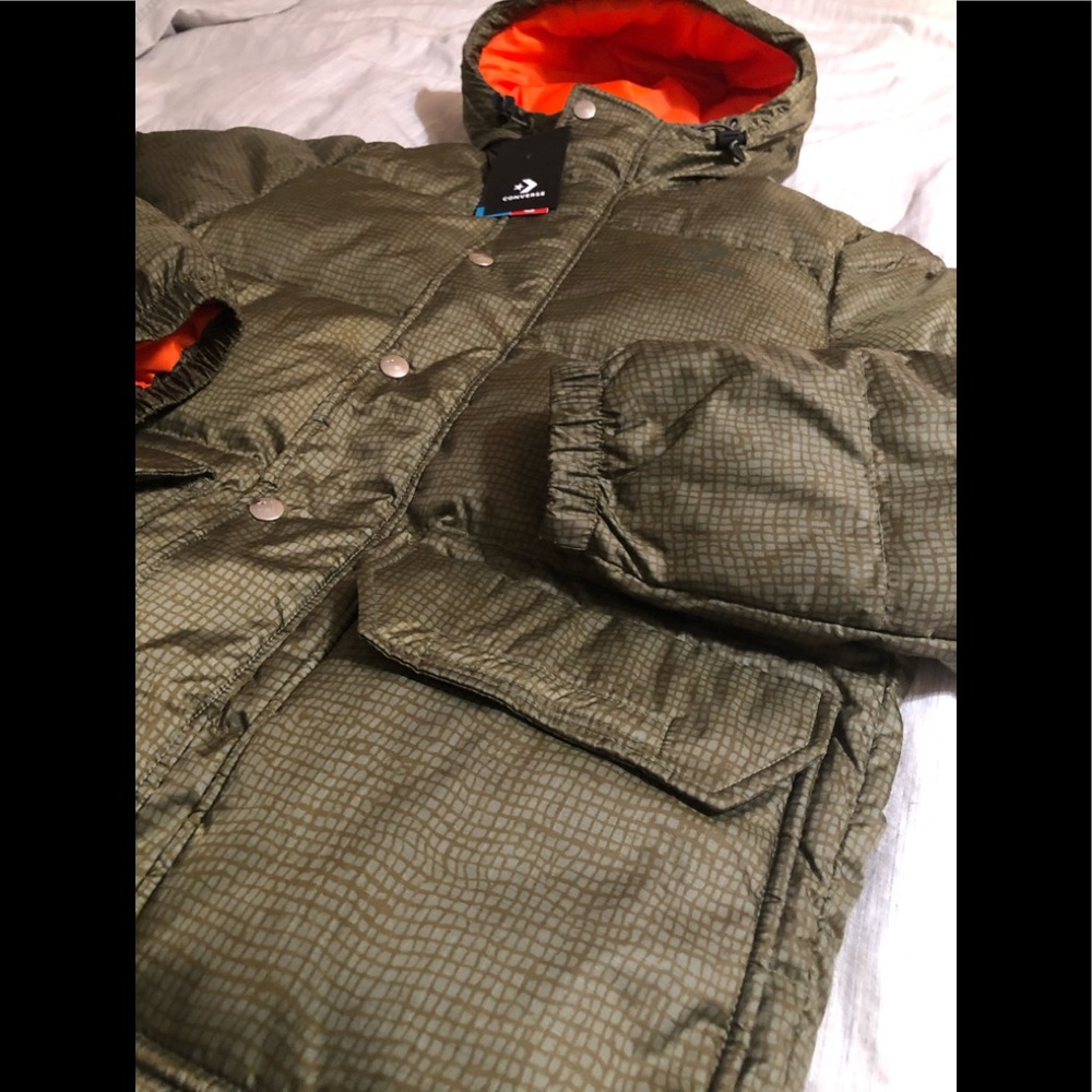 Converse printed Puffer Jacket in Field Surplus - Picture 3 of 8